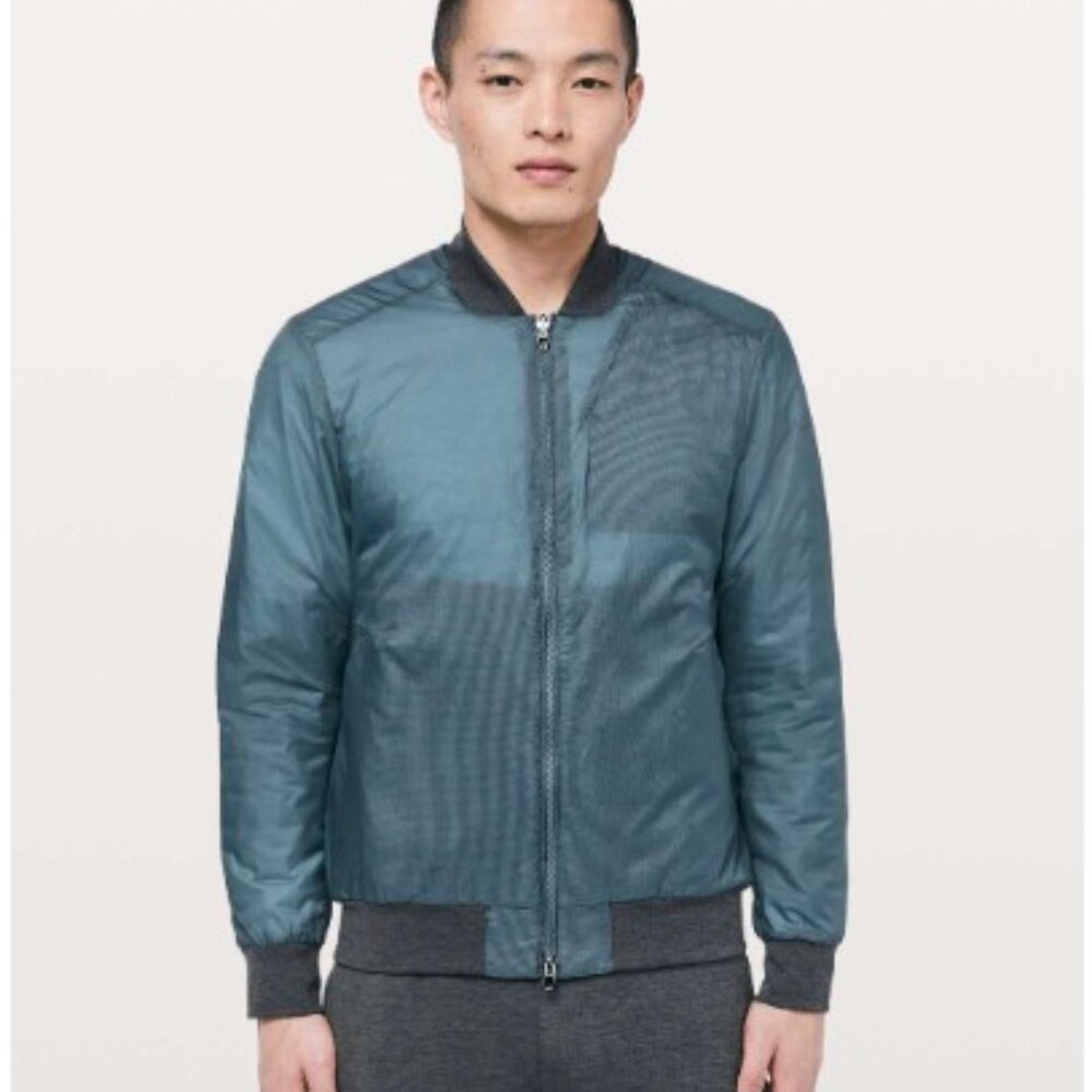 Lululemon Accedo Bomber *Reversible lululemon Lab Mystic Green / Deep Fuschia S